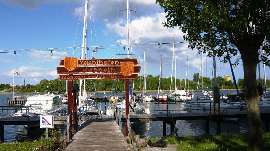 Hotel Zur Muehle Kappeln Exterior photo